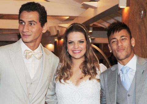 Aos 23 anos, Ganso se casa e tem Neymar como padrinho